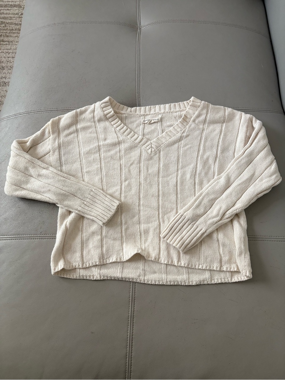 Aeropostale Cream V-Neck Ribbed Knit Sweater